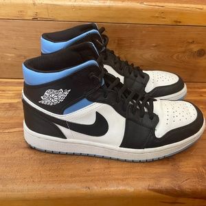 Air Jordan’s Size 8